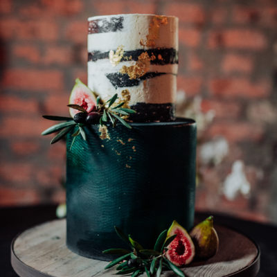 emerald-green-wedding-cake